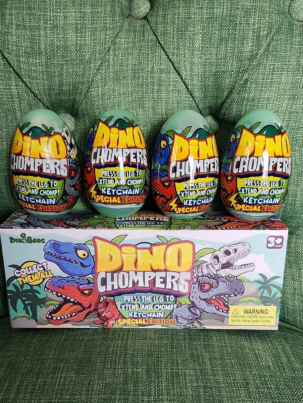 Dino Chompers 4 Pack Special Edition Keychain